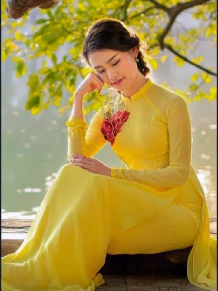 NGƯỜI ĐÀN BÀ MƠ HOANG NGƯỜI ĐÀN BÀ MƠ HOANG